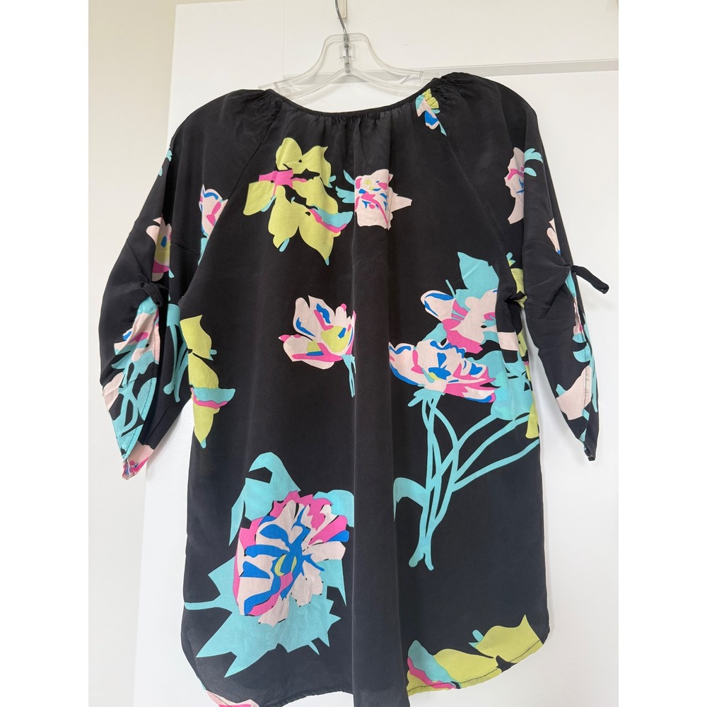Yumi Kim Silk Floral Blouse Black Pink Blue Tie Neck 3/4 Sleeve Top Medium